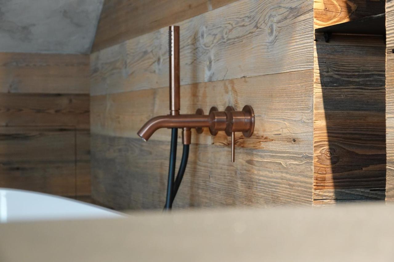 Appartement Der Extraklasse Mit Whirlpool Roding Luaran gambar